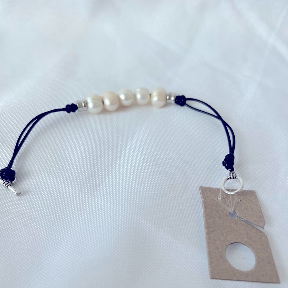 White Pearl Bracelet Best Mother’s Day Birthday Graduation Holidays Gift